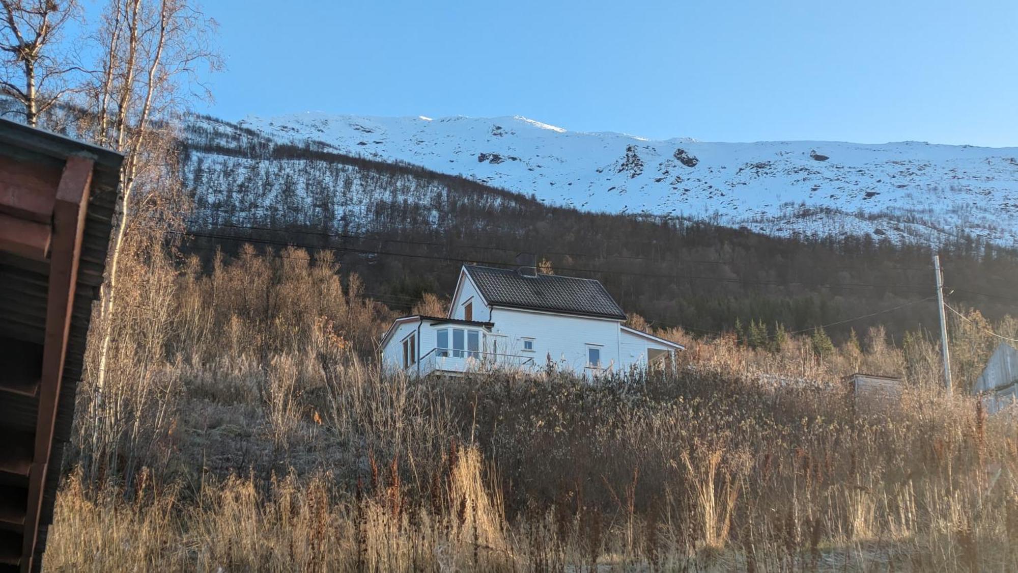 Villa Lyngenfjord Olderdalen Buitenkant foto